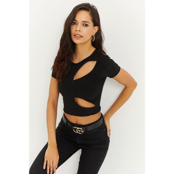 Cool & Sexy Cool & Sexy Women's Black Crop Blouse With Front Window