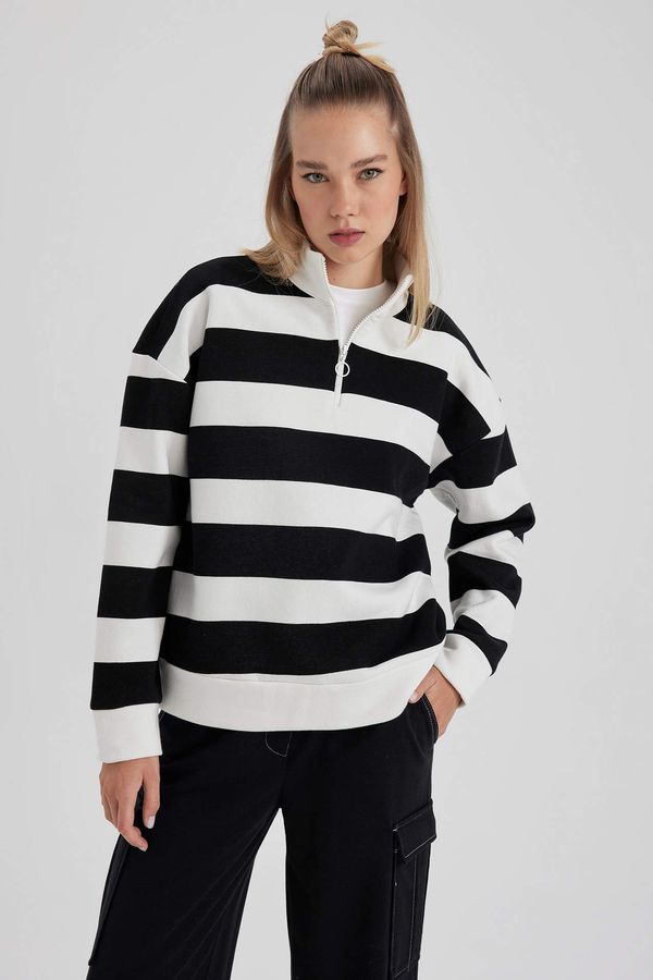 DEFACTO DEFACTO Coool Oversize Fit Stand Up Collar Half Zipper Striped Sweatshirt