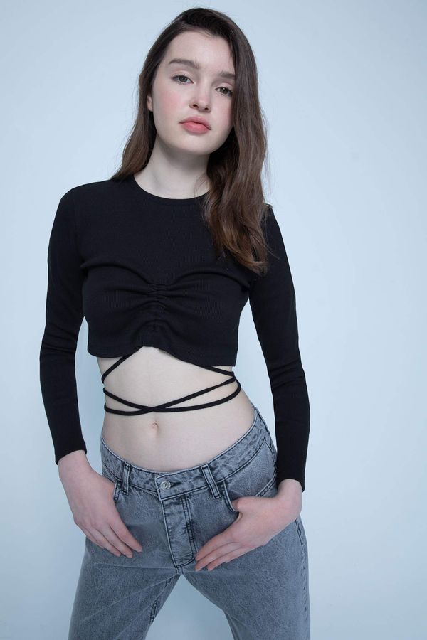 DEFACTO DEFACTO Fitted Long Sleeve Camisole Crop Top