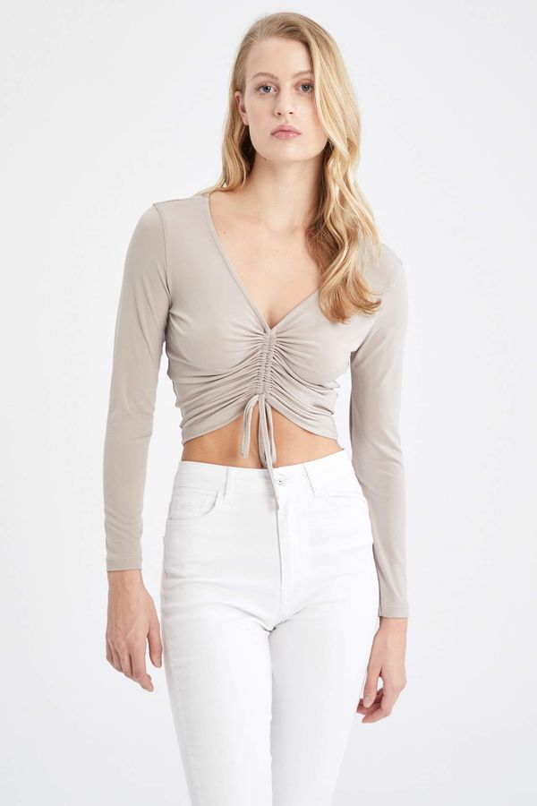 DEFACTO DEFACTO Fitted V Neck Long Sleeve Ruched Crop Top