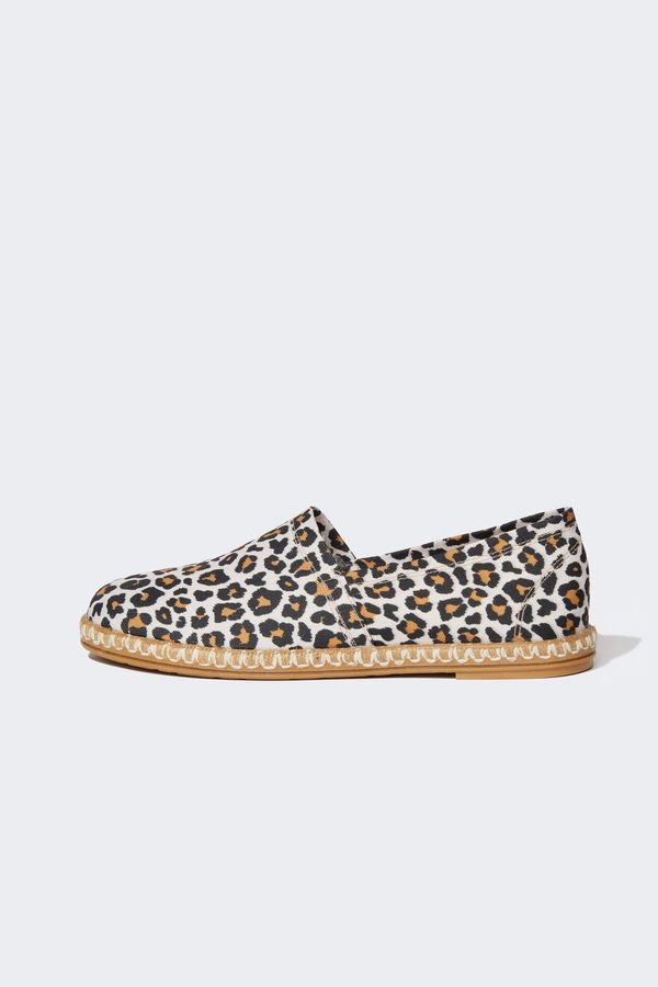 DEFACTO DEFACTO Leopard Printed Sand Shoes