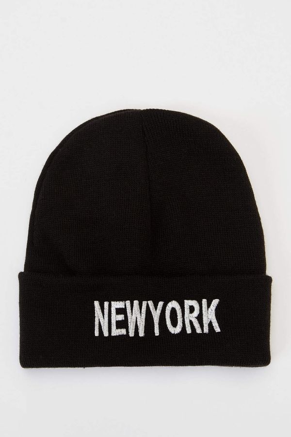 DEFACTO DEFACTO New York Embroidered Knitwear Beanie