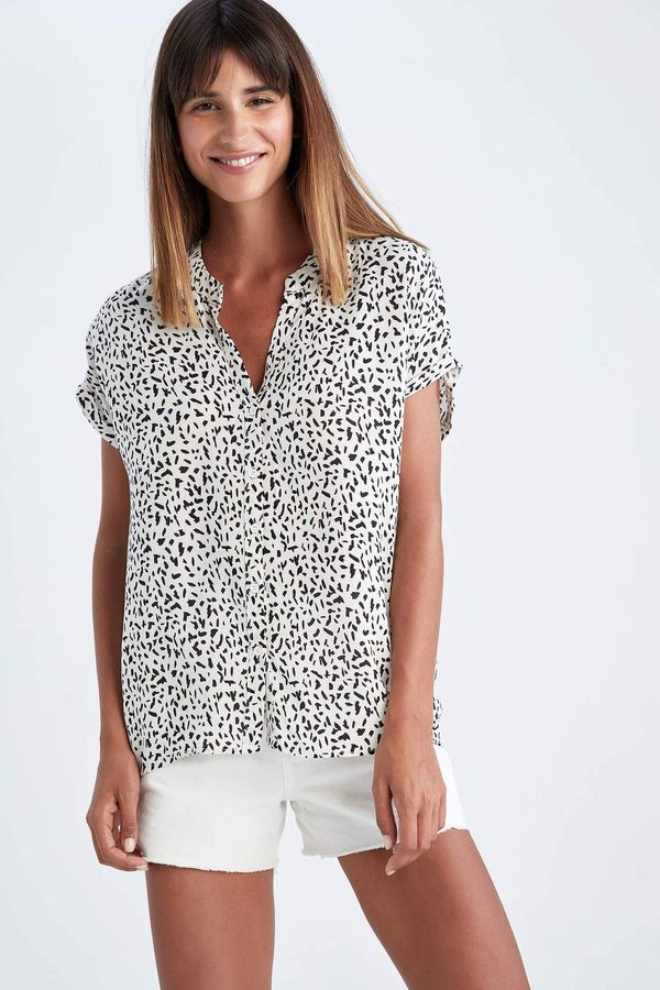 DEFACTO DEFACTO Regular Fit Leopard Patterned Short Sleeve Shirt