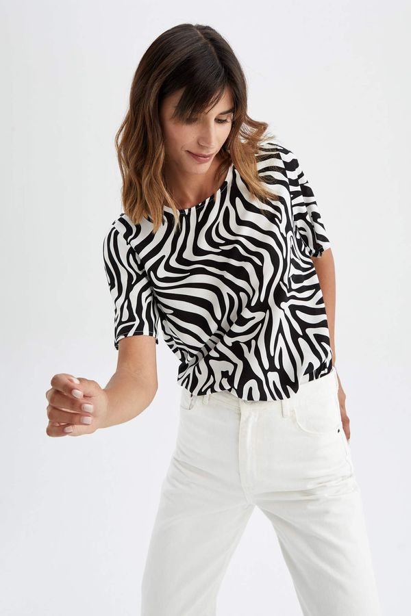 DEFACTO DEFACTO Regular Fit Short Sleeve Zebra Print T-Shirt