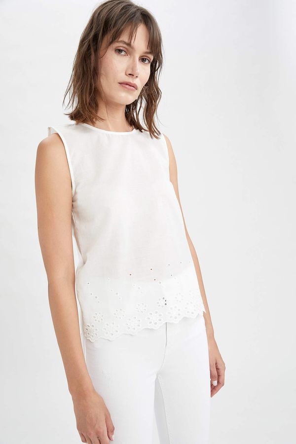 DEFACTO DEFACTO Sleeveless Cropped Top With Lace Hem