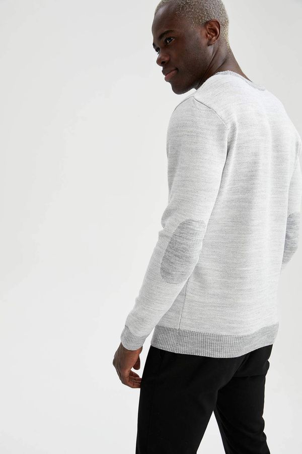 DEFACTO DEFACTO Slim Fit Crew Neck Patched Sleeve Detailed Knitwear Sweater