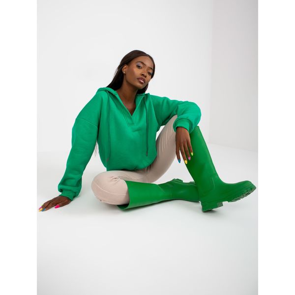Fashionhunters Basic green sweatshirt with a V-neck