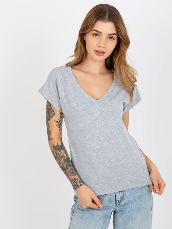 Fashionhunters Basic T-shirt in gray color with V-neck