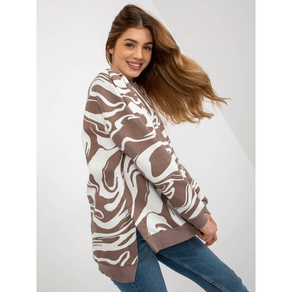 Fashionhunters Brown and white oversize sweatshirt with a print