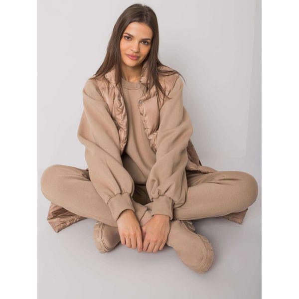 Fashionhunters Dark beige three-piece set with a Minneola vest