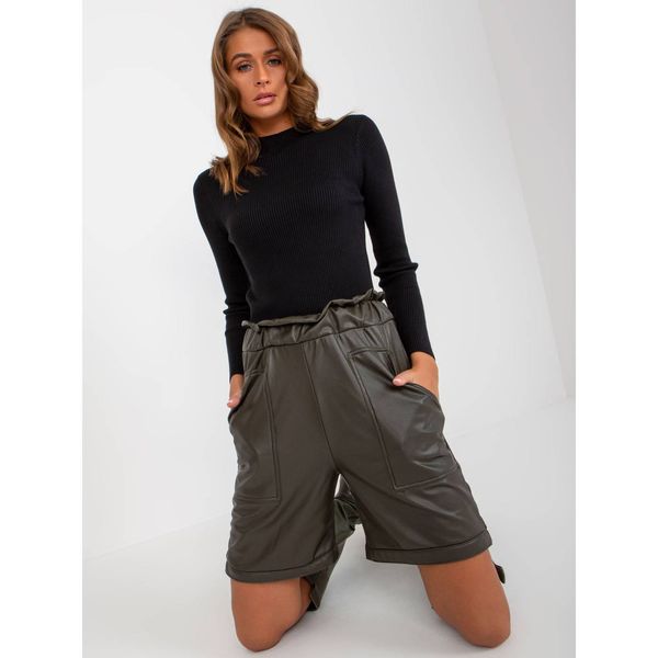 Fashionhunters Khaki insulated casual shorts made of ecological leather