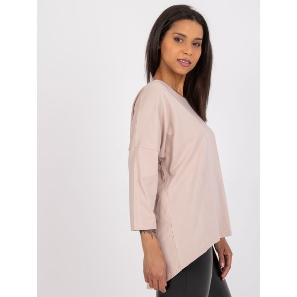 Fashionhunters Light beige blouse with the word Samantha