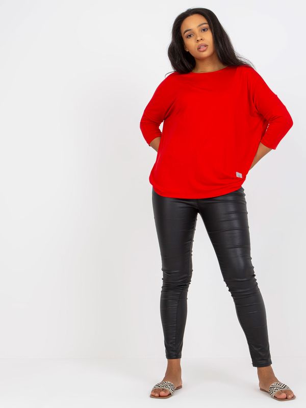 Fashionhunters Plain red cotton blouse of larger size