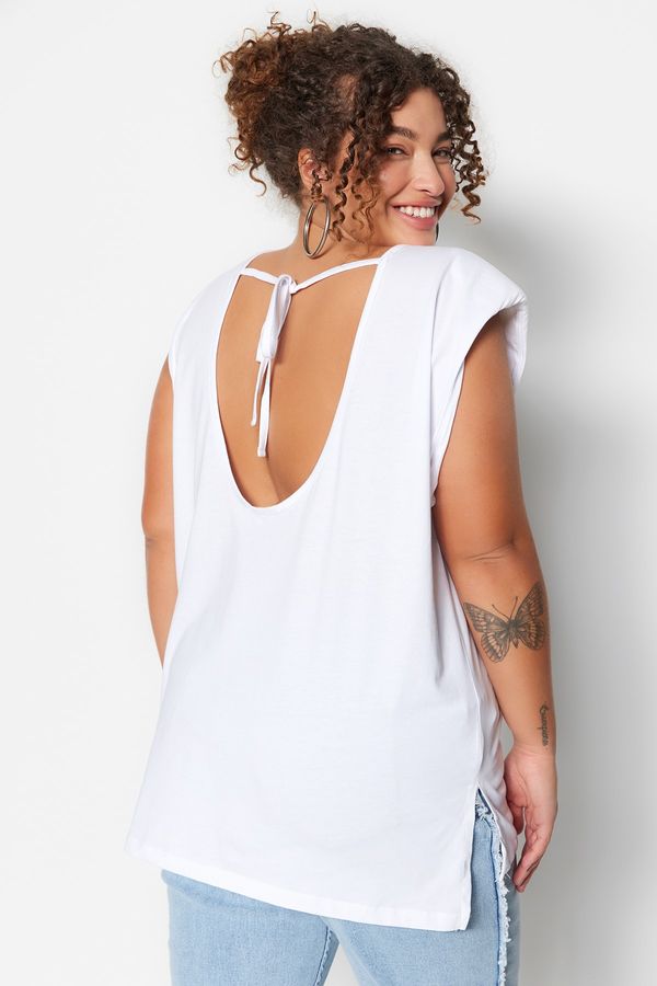 Trendyol Trendyol Curve Plus Size T-Shirt - White - Relaxed fit