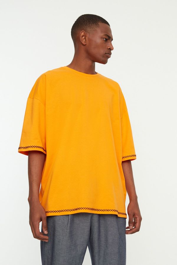Trendyol Trendyol Orange Men's Oversize Fit 100% Cotton Crew Neck Short Sleeve Embroidered T-Shirt