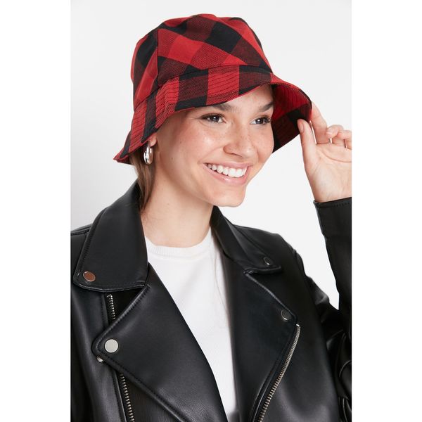 Trendyol Trendyol Red Checkered Women's Hat