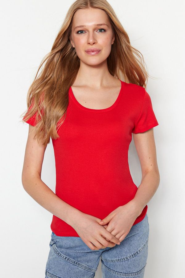 Trendyol Trendyol T-Shirt - Red - Regular